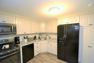 349 Hildreth St unit 13, Lowell, MA 01850 - photo 2