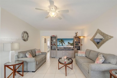 800 SW 11th Ave unit A, Hallandale Beach, FL 33009 - photo 3