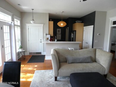 4 Living Room 3