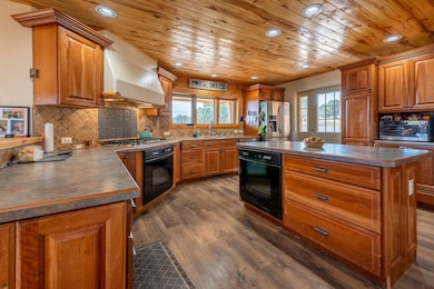 382 Sugar Bush Ln, Montrose, CO 81403 - photo 3