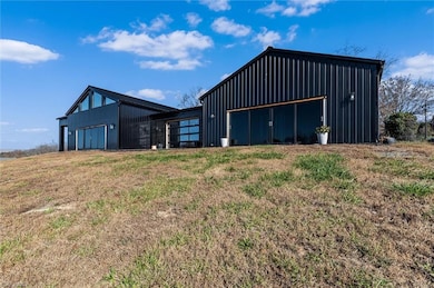 210 Meadow Stone Ln, Mount Airy, NC 27030 - photo 3