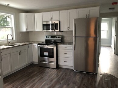 12 1/2 Maple unit 4, Taunton, MA 02780 - photo 2