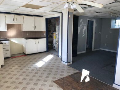 305 Hamlet St, Fall River, MA 02724 - photo 4