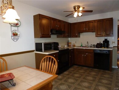 3030 Vermont St, Easton, PA 18045 - photo 5