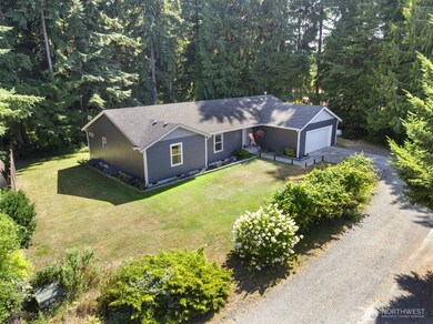 17505 Scenic Shores Ct SE, Yelm, WA 98597 - photo 4