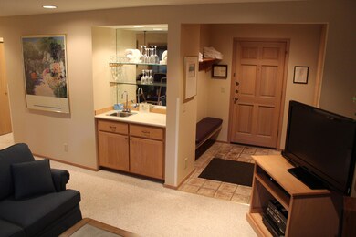 57373 Beaver Ridge Loop unit 27C1, Sunriver, OR 97707 - photo 3