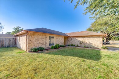 3418 Garden Grove Dr, Houston, TX 77066 - photo 5