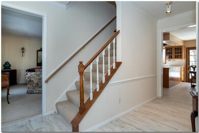 Newly tiled foyer with fresh paint!