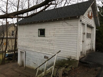 25 Cuthbert St, Schenectady, NY 12302 - photo 5