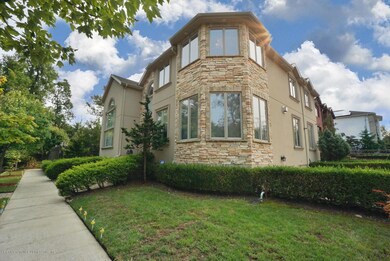 108 Camden Ave, Staten Island, NY 10309 - photo 3