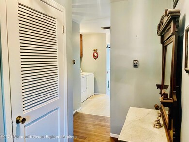 60 Locust Grove Rd, Tinton Falls, NJ 07753 - photo 6