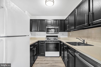 365 Norris Hall Ln, Norristown, PA 19403 - photo 7