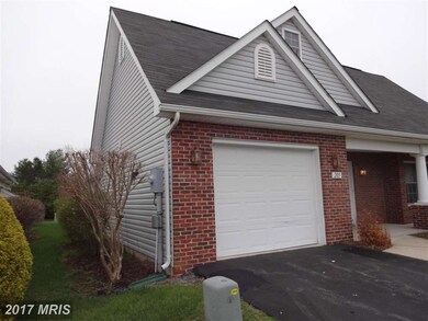 205 Cranberry Ct, Winchester, VA 22602 - photo 4