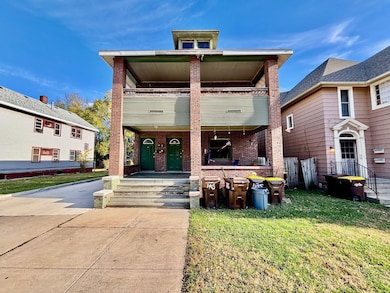 1131 N Main St, Rockford, IL 61103 - photo 2