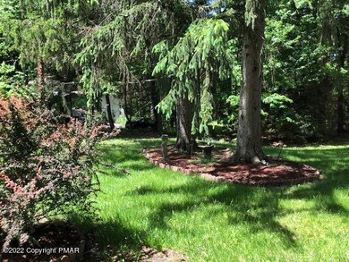 208 Trilland Terrace, East Stroudsburg, PA 18301 - photo 6