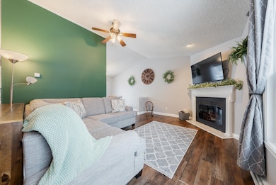 3248 S Blue Spruce Ln, Appleton, WI 54915 - photo 4