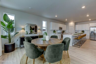 SEA_Gold_CorbinMeadows_Pic_Benton_2242_D