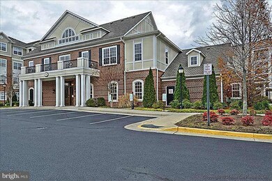 12900 Centre Park Cir unit 306, Herndon, VA 20171 - photo 2
