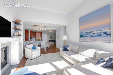 Gramercy Park Habitat unit PHF, New York, NY 10010 - photo 5