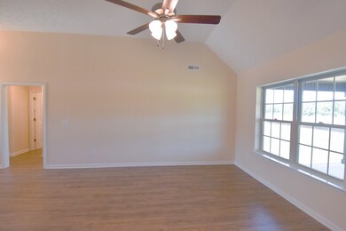 unlisted-address, Shelbyville, TN 37160 - photo 7