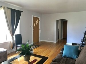 620 Bristol Ave, Westchester, IL 60154 - photo 2