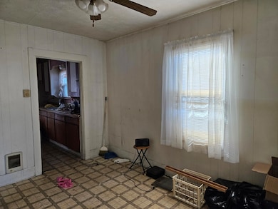 210 E Main St, Klamath Falls, OR 97601 - photo 3