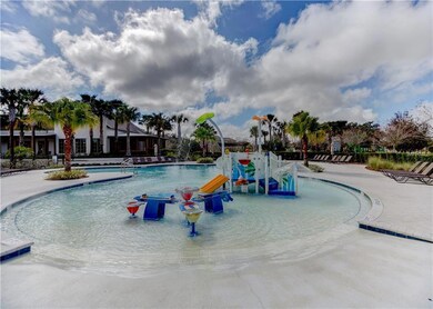 15925 Persimmon Grove Dr, Lithia, FL 33547 - photo 3