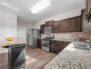 1308 Turning Leaf Ln, Pendergrass, GA 30567 - photo 7