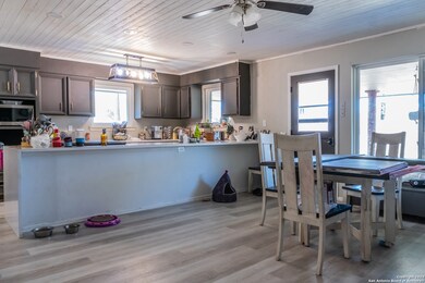 11467 Wickwilde, Helotes, TX 78023 - photo 4