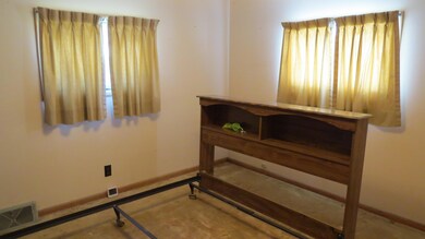 Bedroom 1<|><|>