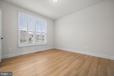 9516 Kimbleton Hall Loop, Manassas, VA 20111 - photo 5