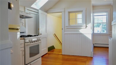 758 Academy Ave unit 2, Providence, RI 02908 - photo 4