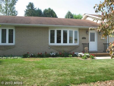 334 Grandview Ave, Waynesboro, PA 17268 - photo 2