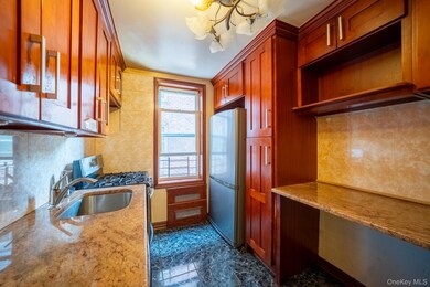 62-59 108th St unit 4 N, Forest Hills, NY 11375 - photo 4