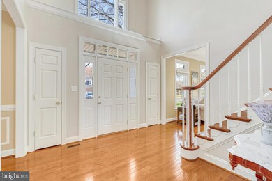 12601 Blythewood Dr, Fairfax, VA 22030 - photo 2