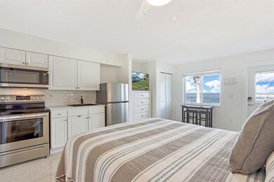 2725 NE Indian River Dr unit 5, Jensen Beach, FL 34957 - photo 6