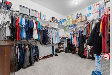 LARGE LARGE MASTER CLOSET!
