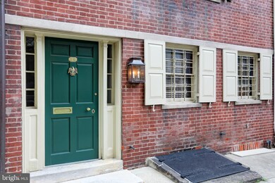 12 W Hamilton St, Baltimore, MD 21201 - photo 2