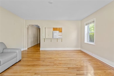 Riverdale Park unit G24, Bronx, NY 10471 - photo 4