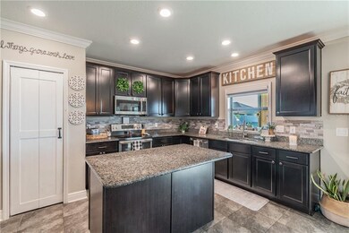 14329 Italia Dr, Wimauma, FL 33598 - photo 4