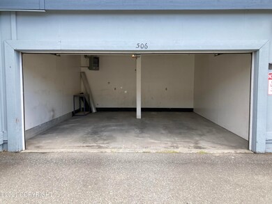 2250 Sentry Dr unit 506, Anchorage, AK 99507 - photo 3