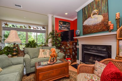 225 23rd St SW Roanoke VA-large-006-4-6-