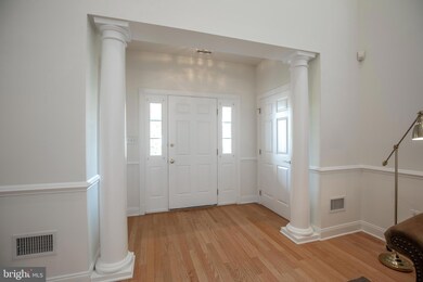 229 Sydney Rd, Southampton, PA 18966 - photo 4