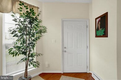 24678 Hutchinson Farm Dr, Chantilly, VA 20152 - photo 6