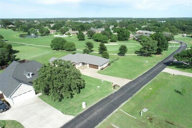 210 Cocopa Dr, Gainesville, TX 76240 - photo 4