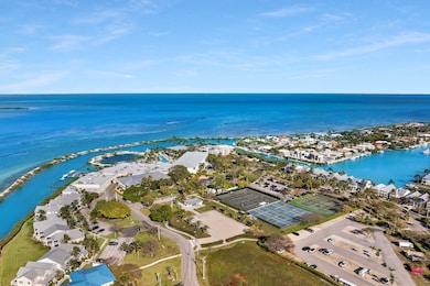 Club Duck Key amenities