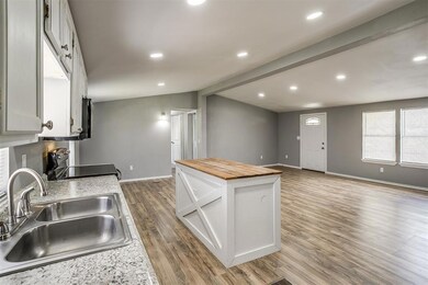 115 S Tower St, Weatherford, TX 76086 - photo 6