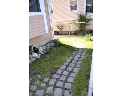 154 Cherry St, Cambridge, MA 02139 - photo 3