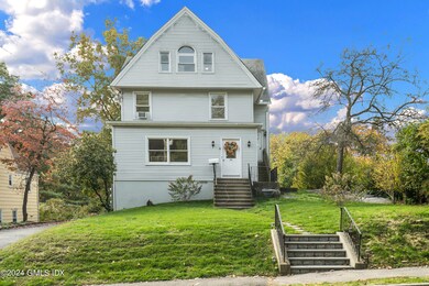 14 Byram Shore Rd Greenwich, CT 06830 0