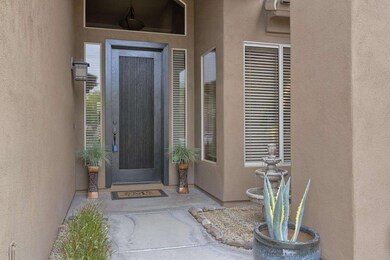 002_Entryway